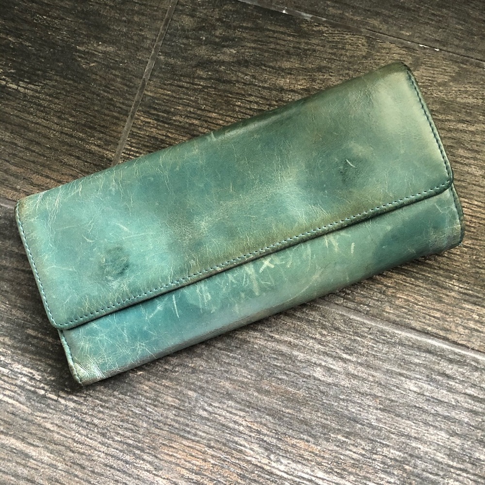 HOBO Distressed Green Leather Wallet